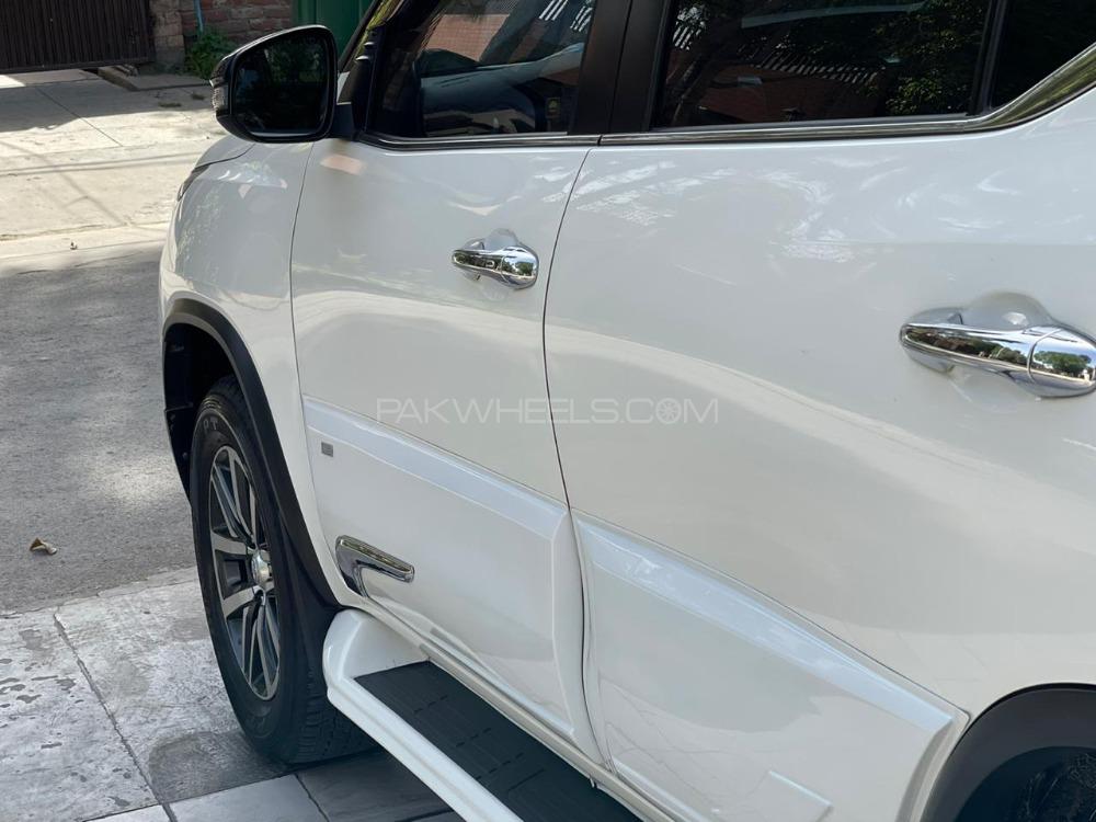 Toyota Fortuner 2018 for Sale in Sialkot Toyota Fortuner 2018 for Sale in Sialkot Image-11