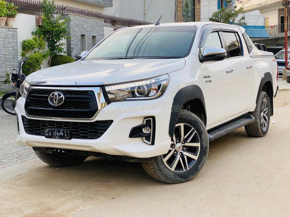 Toyota Hilux 2018 for sale in Karachi | PakWheels