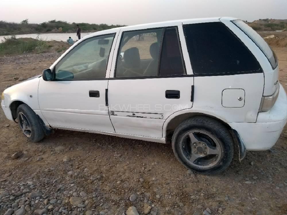 Suzuki cultus 2000