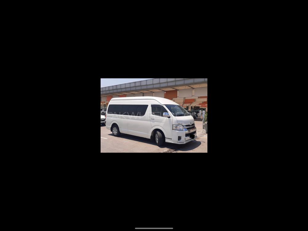 Toyota Hiace 2016 for Sale in Sialkot Image-1