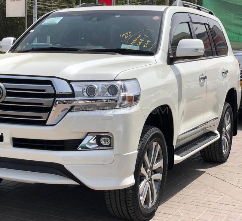 Toyota Land Cruiser 2017 for Sale in Islamabad Image-1