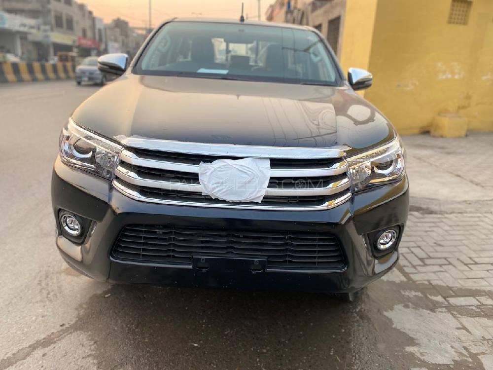 Toyota Hilux 2021 for Sale in Lahore Image-1