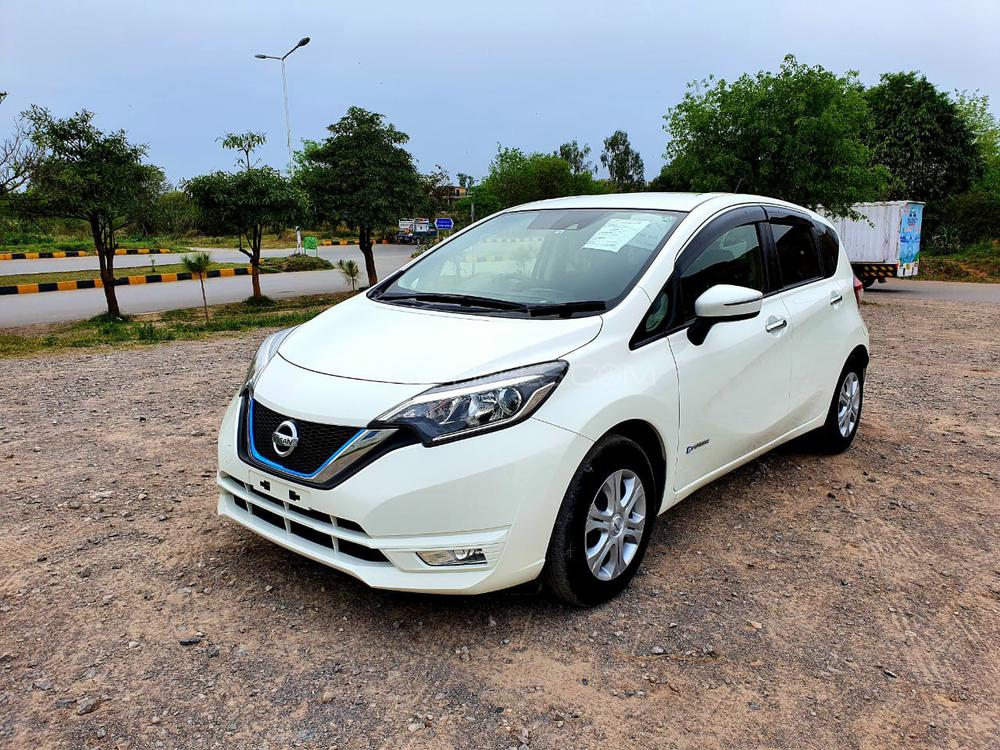 Nissan note x