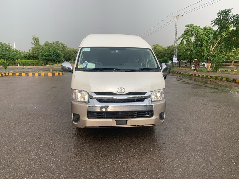 Toyota Hiace 2016 for Sale in Islamabad Image-1