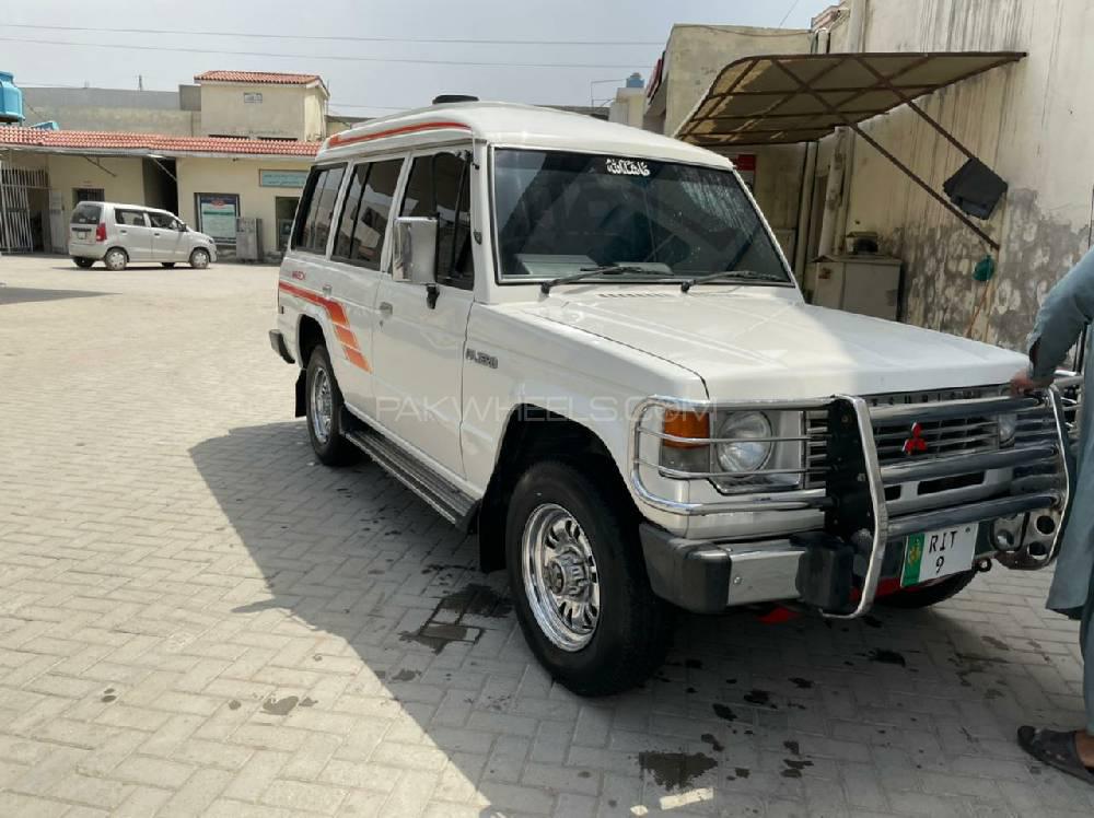 Mitsubishi Pajero 1989 for Sale in Wah cantt Image-1
