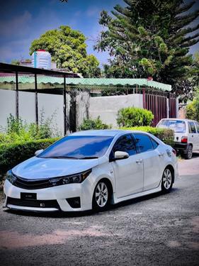 Toyota Corolla - 2015