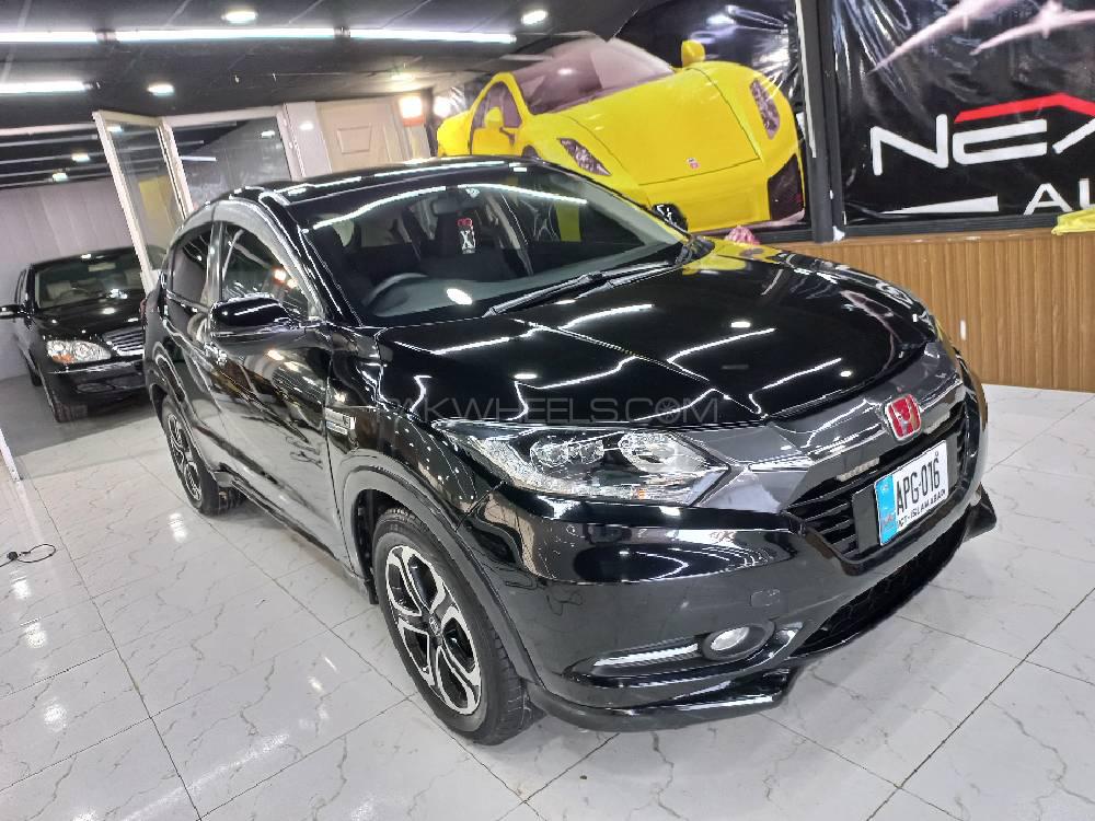 Honda vezel hybrid 2014