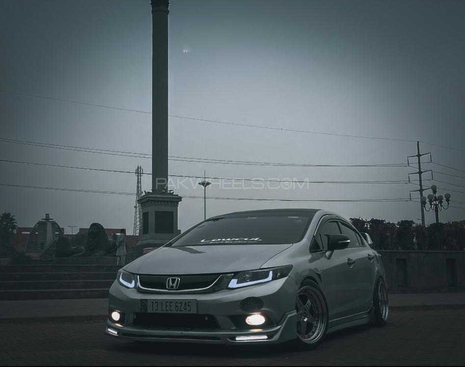Honda Civic - 2013  Image-1
