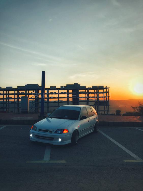 Suzuki Cultus - 2005 PAROO Image-1