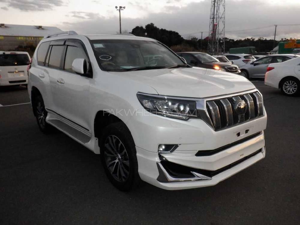 Toyota Prado 2017 for Sale in Karachi Image-1