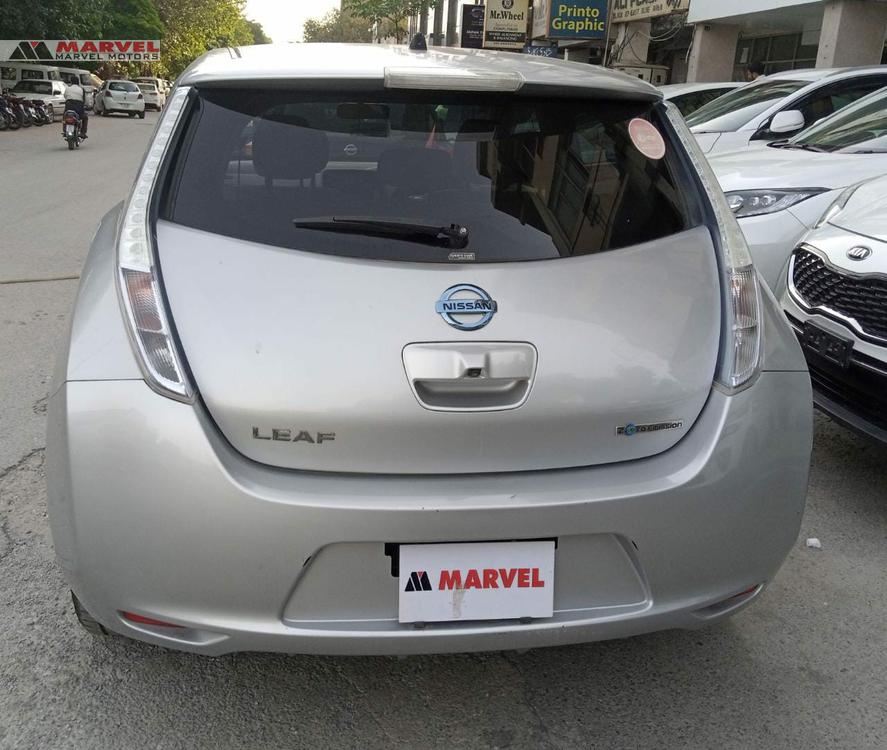 Nissan Leaf 2012 for Sale in Islamabad Nissan Leaf 2012 for Sale in Islamabad Image-6
