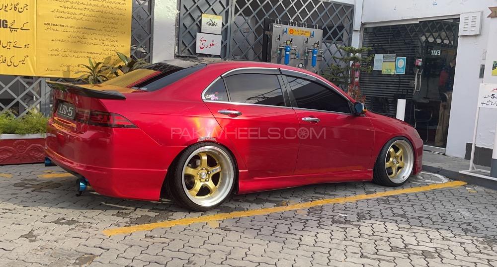 Honda Accord - 2003  Image-1