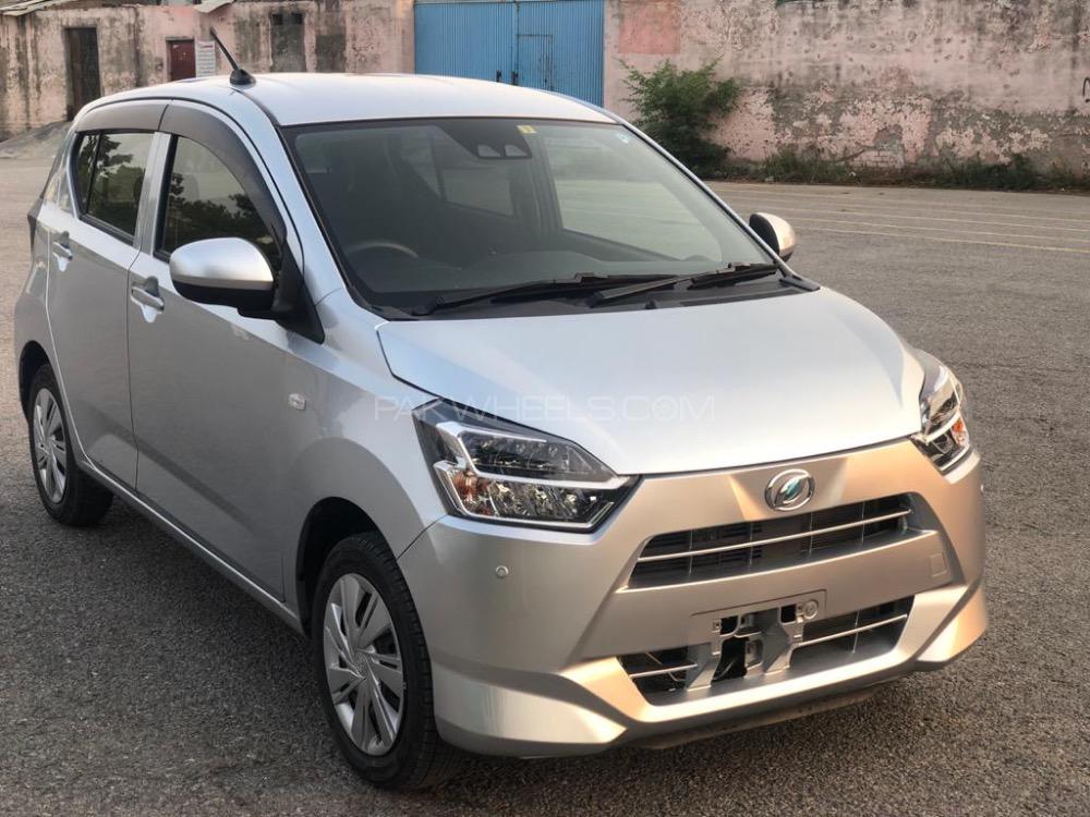 Daihatsu mira 2018