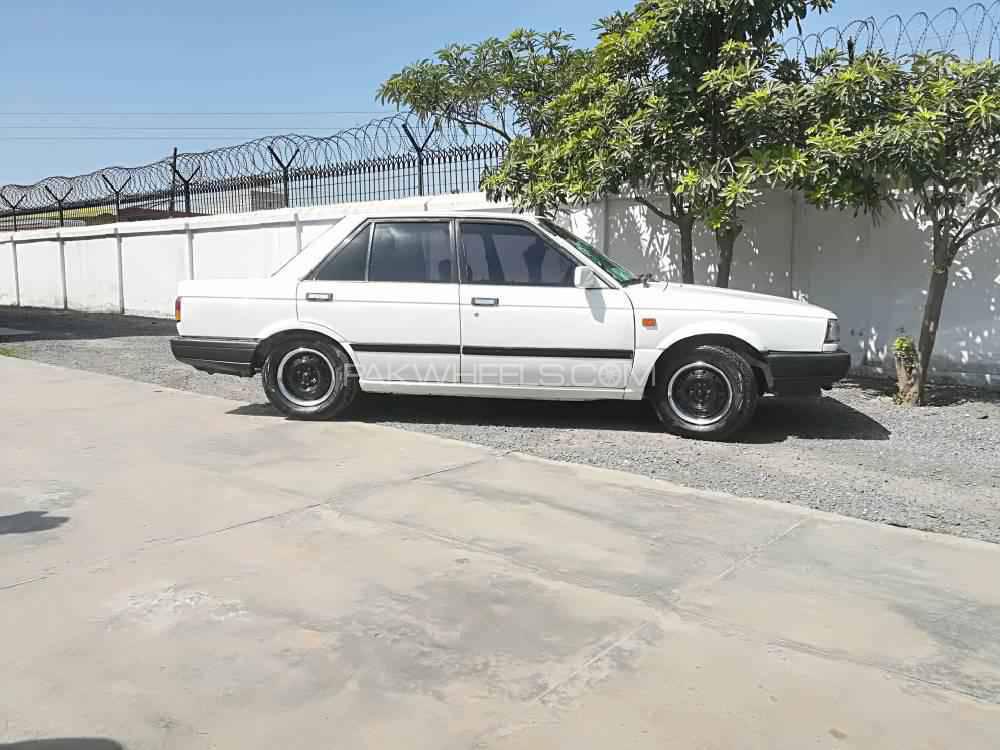 Nissan sunny 1987