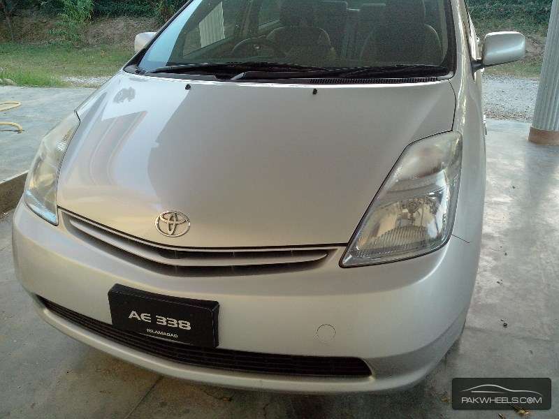 Toyota Prius 2009 for Sale in Islamabad Image-1