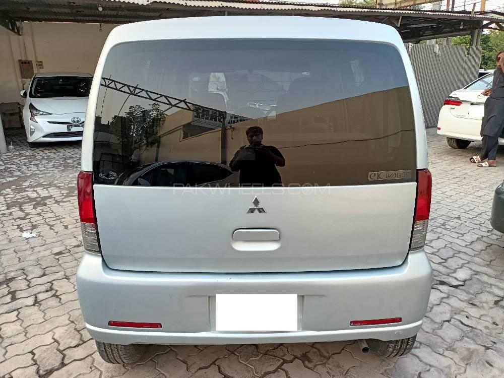 Mitsubishi Ek Wagon 2003 for Sale in Lahore Mitsubishi Ek Wagon 2003 for Sale in Lahore Image-5