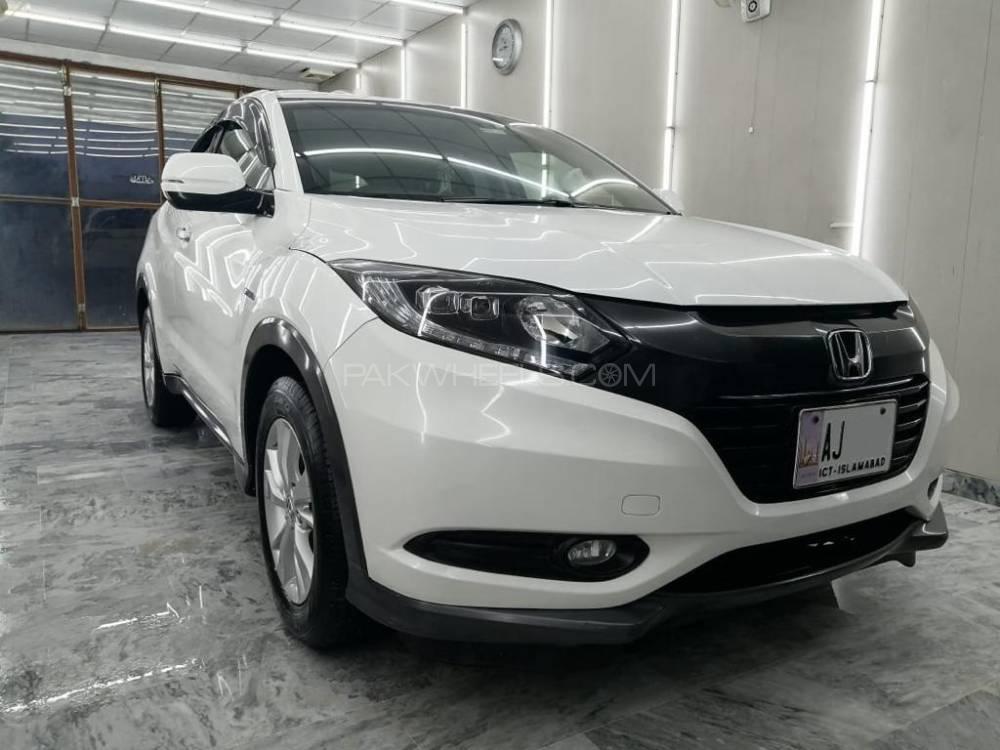 Honda Vezel Hybrid X 2014 for sale in Islamabad | PakWheels