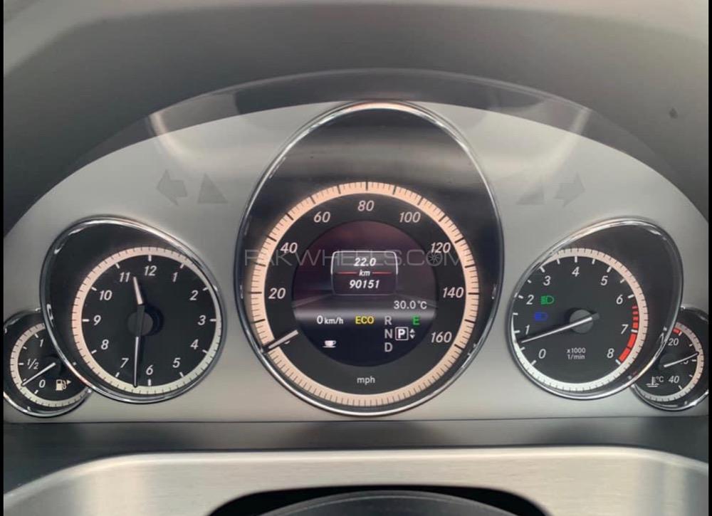 Mercedes Benz E Class Speedometer Image-1