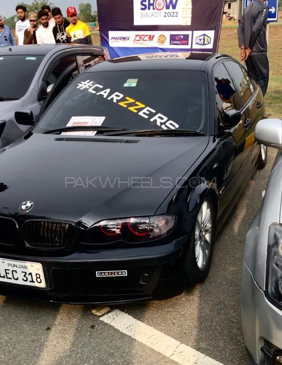 BMW 3 Series - 2004  Image-1