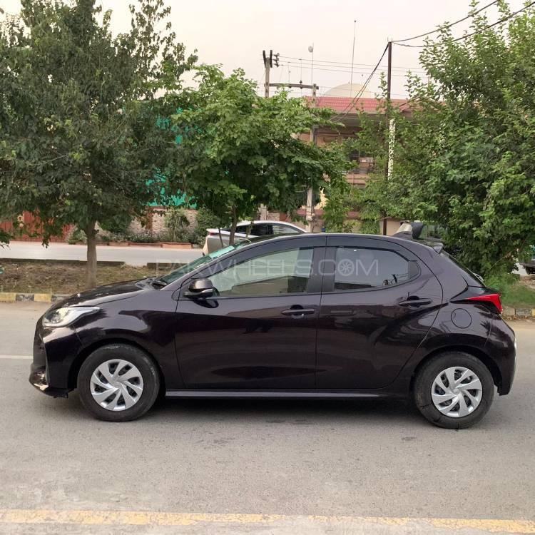 Toyota Yaris Sedan 2020 for Sale in Lahore Toyota Yaris Sedan 2020 for Sale in Lahore Image-3
