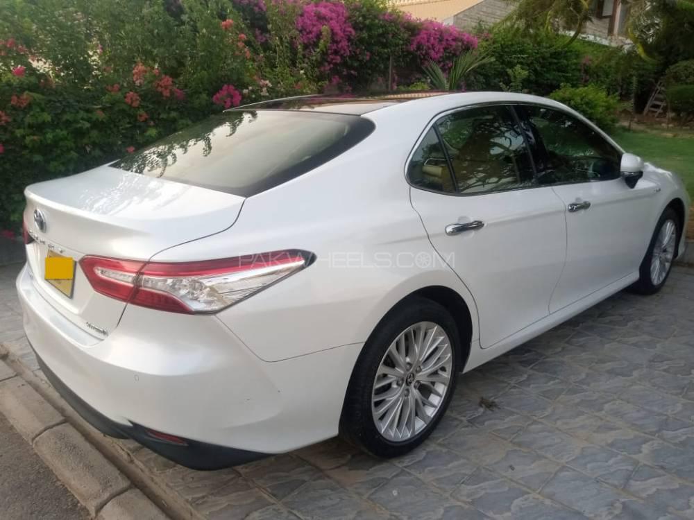 Toyota Camry 2018 for Sale in Karachi Toyota Camry 2018 for Sale in Karachi Image-3