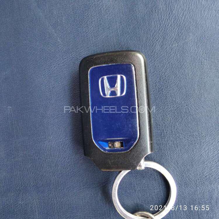 Honda Vezel 2016 for Sale in Islamabad Honda Vezel 2016 for Sale in Islamabad Image-18