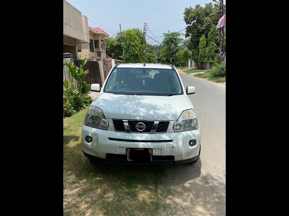 Nissan X Trail 2010 for Sale in Lahore Image-1