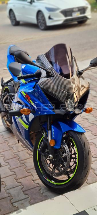 Suzuki GSX-R1000 - 2017  Image-1