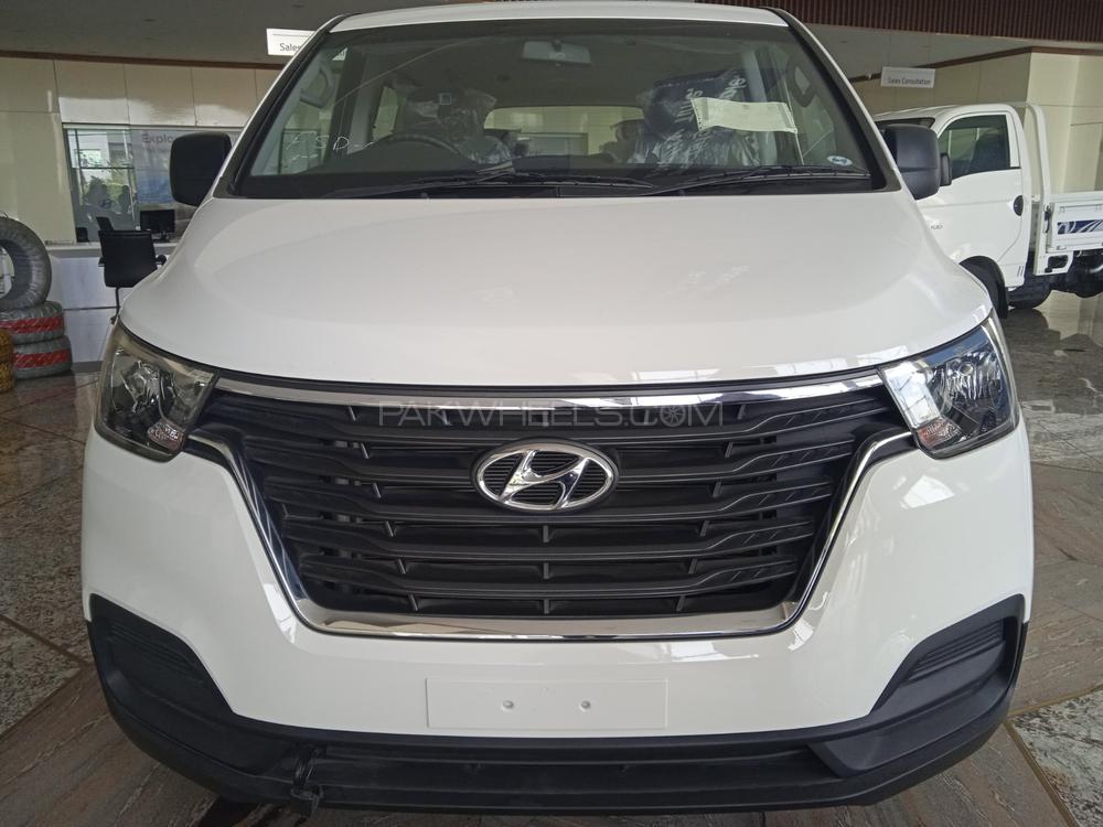 Hyundai Grand Starex 2019 for Sale in Faisalabad Image-1