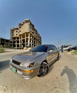 Toyota Corolla - 1998