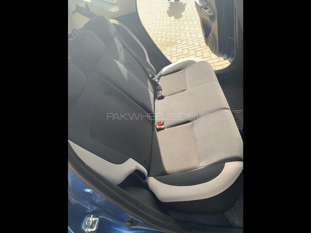 Nissan Note 2019 for Sale in Lahore Nissan Note 2019 for Sale in Lahore Image-13