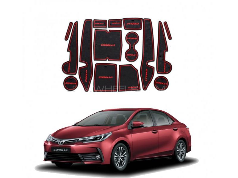 Toyota Corolla 2014-2018 Dashboard Non Slip Mats Pack for sale in لاہور Image-1