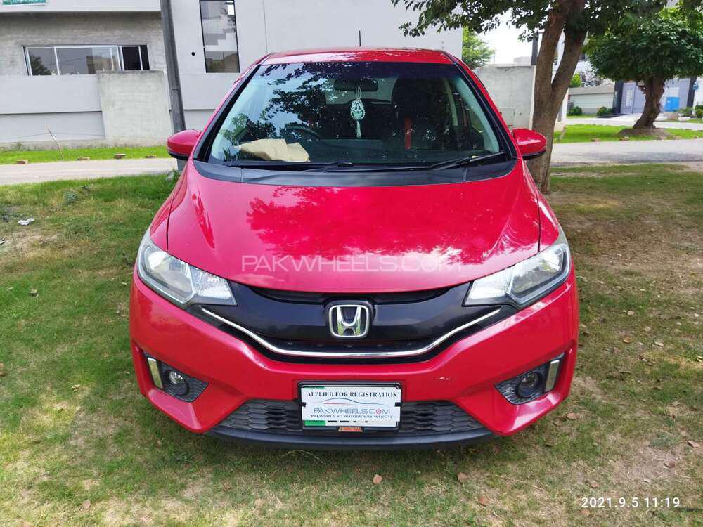 Honda Fit 2015 for Sale in Lahore Image-1