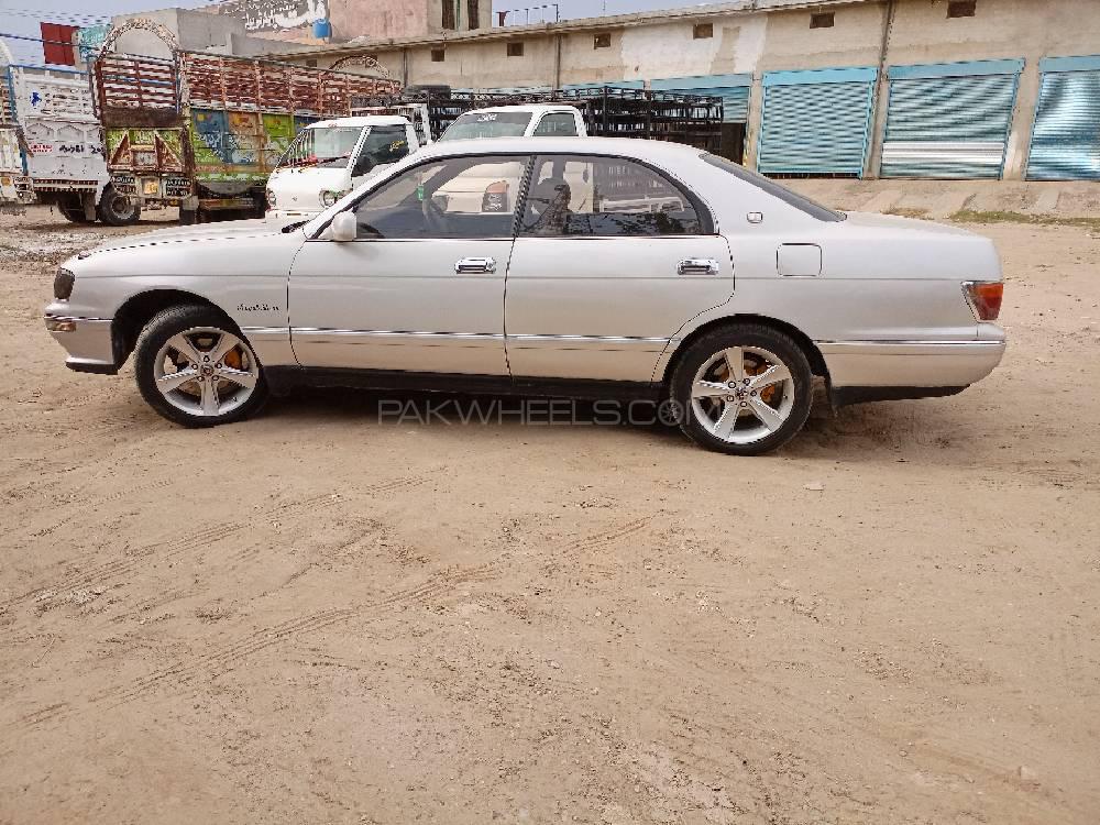 Toyota Crown 1994 for Sale in Gujrat Image-1