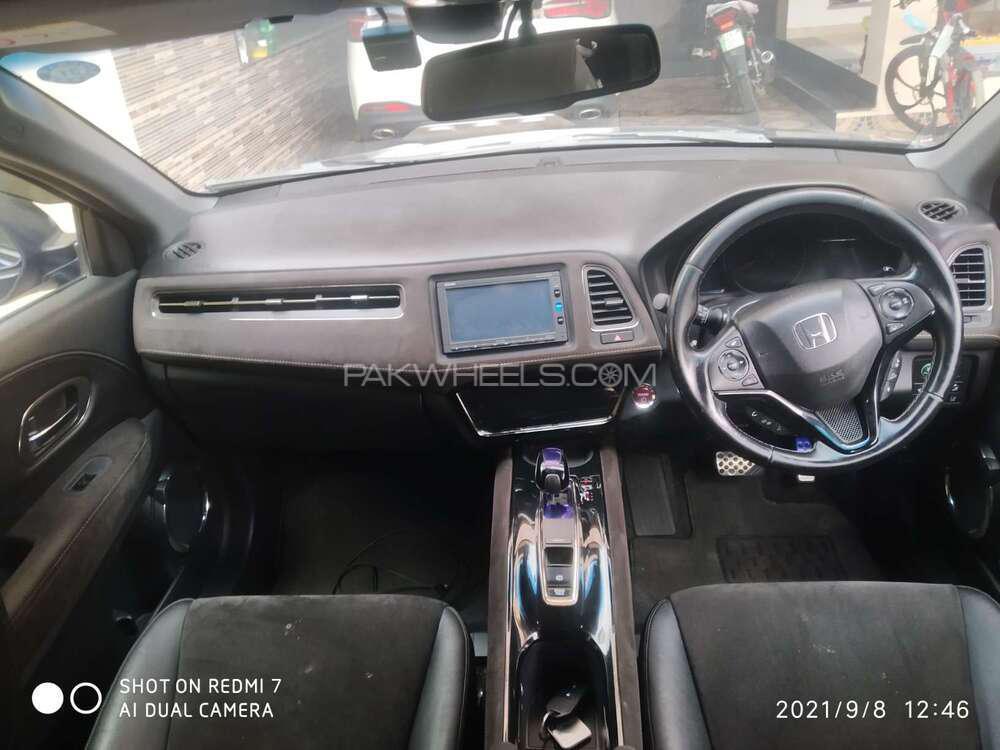 Honda Vezel 2017 for Sale in Lahore Honda Vezel 2017 for Sale in Lahore Image-9