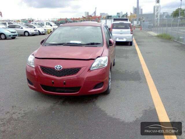 Toyota Belta 2011 for Sale in Islamabad Image-1