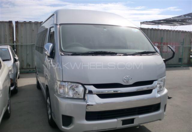 Toyota Hiace 2016 for Sale in Karachi Toyota Hiace 2016 for Sale in Karachi Image-3