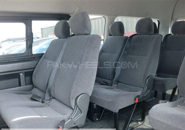 Toyota Hiace 2016 for Sale in Karachi Toyota Hiace 2016 for Sale in Karachi Image-12