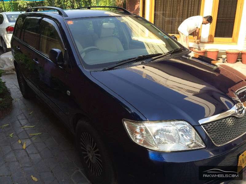 Toyota Corolla Fielder 2005 for Sale in Lahore Image-1