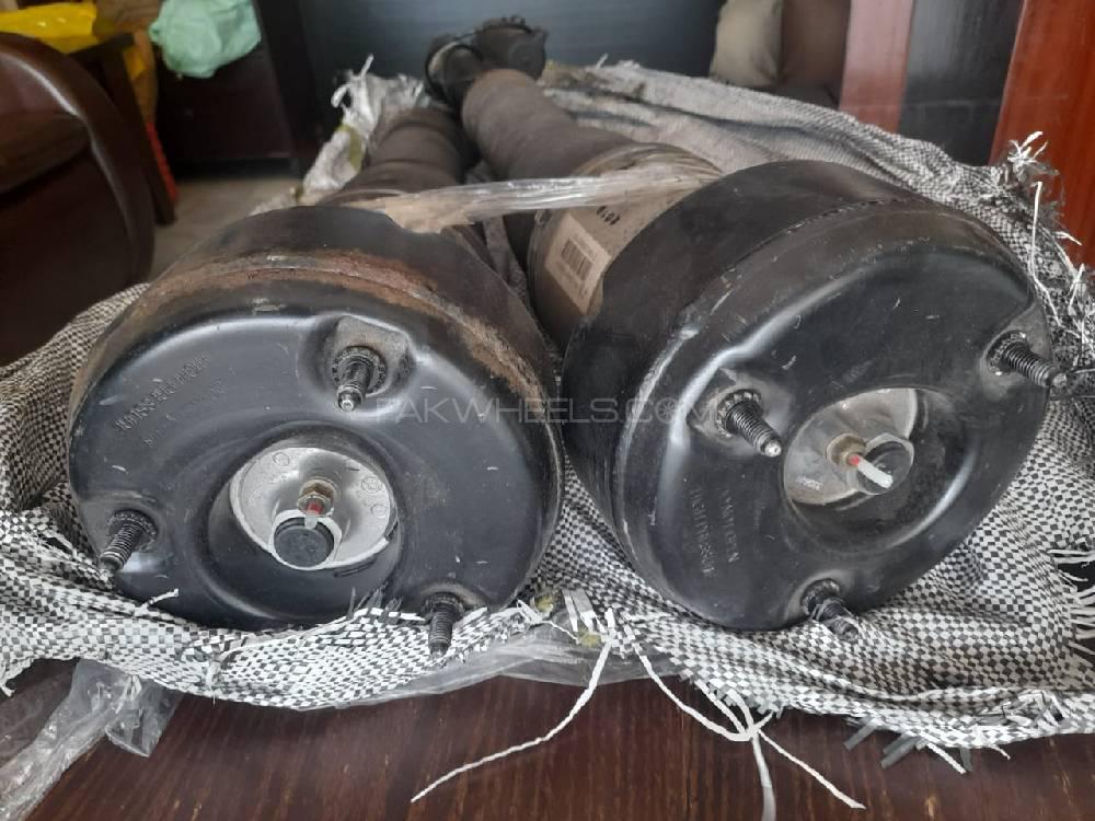 Mercedes  S 500 original fresh new shokes Mercedes  S 500 original fresh new shokes Image-2