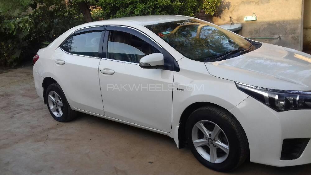 Toyota Corolla 2015 for Sale in Mandi bahauddin Image-1