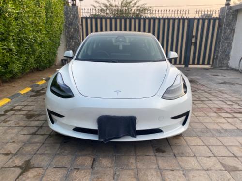 Tesla Model 3 - 2021