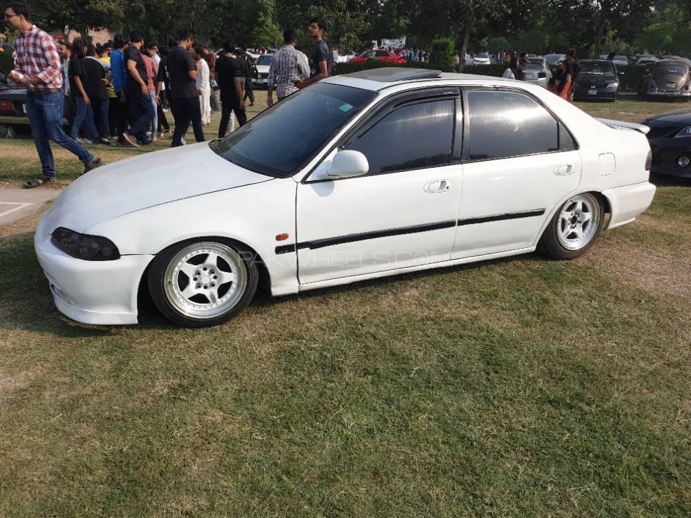 Honda Civic - 1992  Image-1