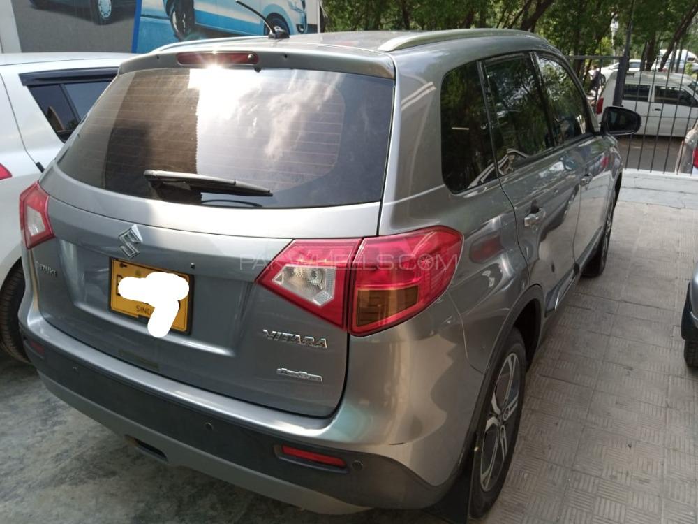 Suzuki Vitara 2017 for Sale in Karachi Suzuki Vitara 2017 for Sale in Karachi Image-6