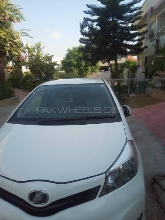 Toyota Vitz 2013 for Sale in Islamabad Image-1