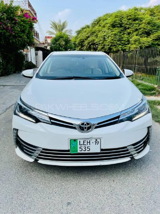 Toyota Corolla 2019 for Sale in Islamabad Image-1