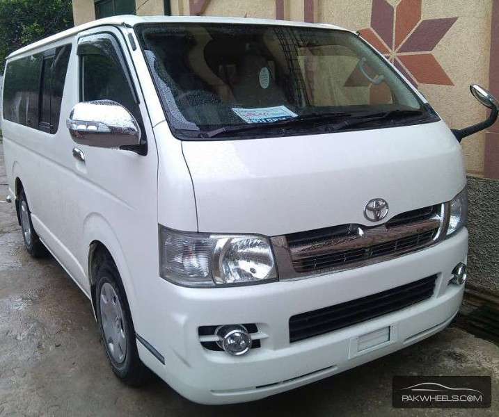 Toyota Hiace 2009 for Sale in Gujrat Image-1