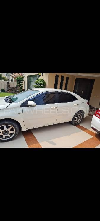 Toyota Corolla 2015 for Sale in Lahore Toyota Corolla 2015 for Sale in Lahore Image-6