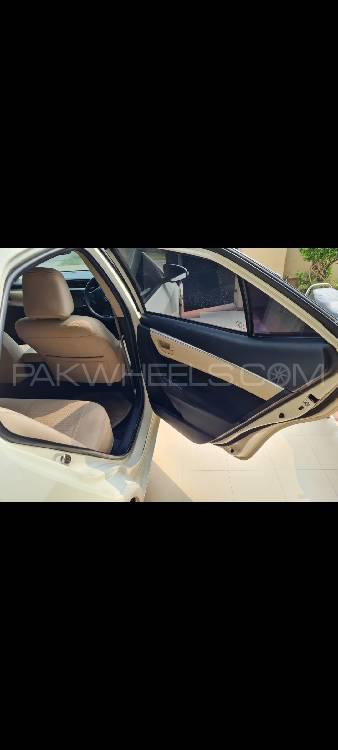 Toyota Corolla 2015 for Sale in Lahore Toyota Corolla 2015 for Sale in Lahore Image-7