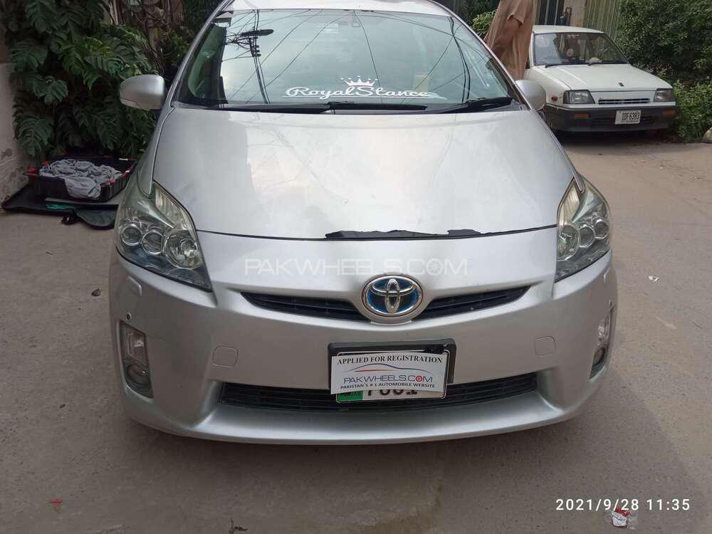 Toyota Prius G Touring Selection 1.8 2010 Image-1
